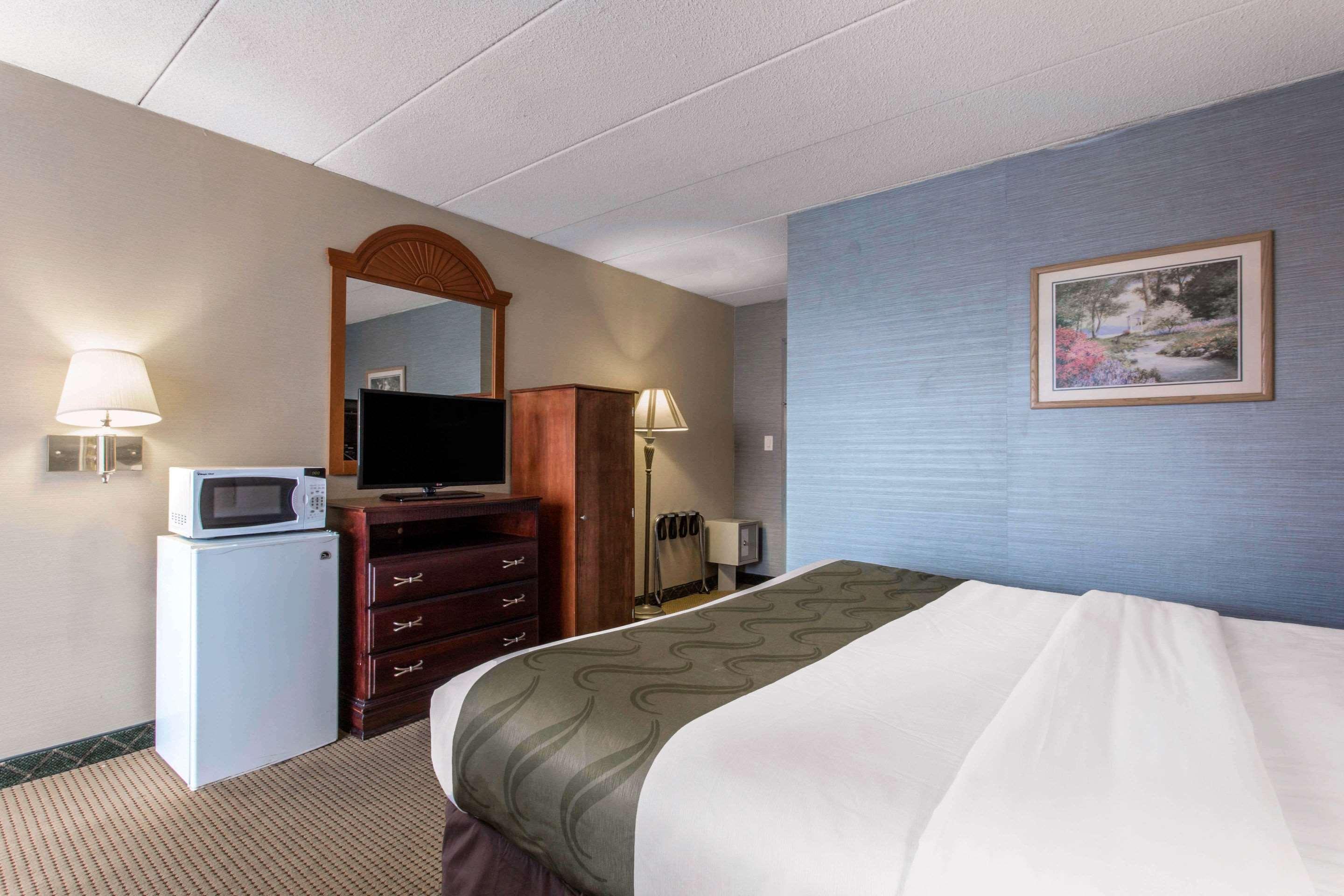 Quality Inn West Springfield Exterior foto