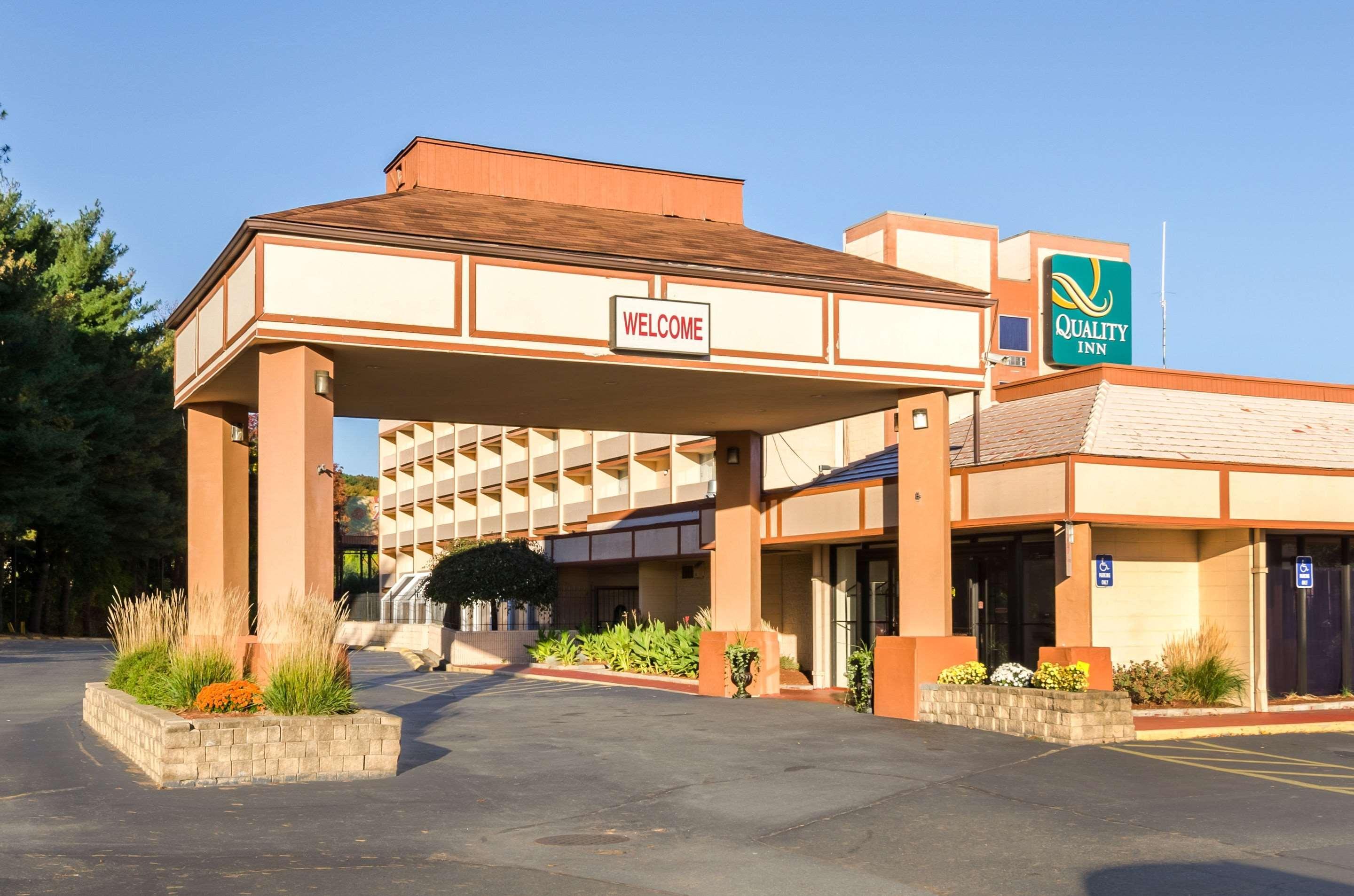 Quality Inn West Springfield Exterior foto
