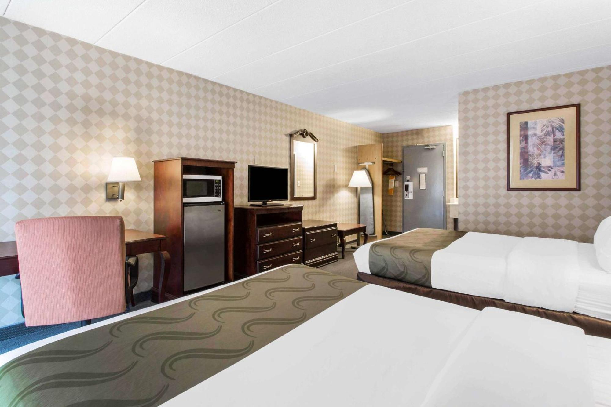 Quality Inn West Springfield Exterior foto